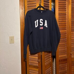 Small Brandy Melville USA Sweatshirt